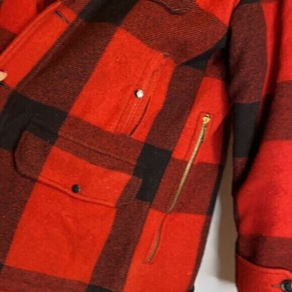 Vintage Johnson Mens Red Black Plaid Wool Hunting Jacket With Hood Multiple Pock - Picture 6 of 14